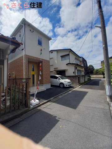クレイドルガーデン宇都宮市桜　第3の前面道路含む現地写真|前面道路は交通量は少ないです。