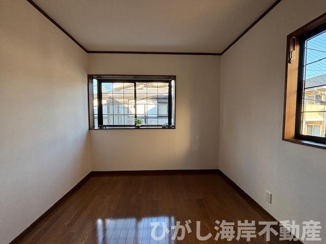 藤沢市羽鳥１丁目　中古戸建の寝室|新規リフォーム完了！　5.2帖　洋室