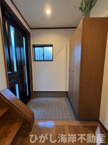藤沢市羽鳥１丁目　中古戸建の玄関|新規リフォーム完了！　玄関