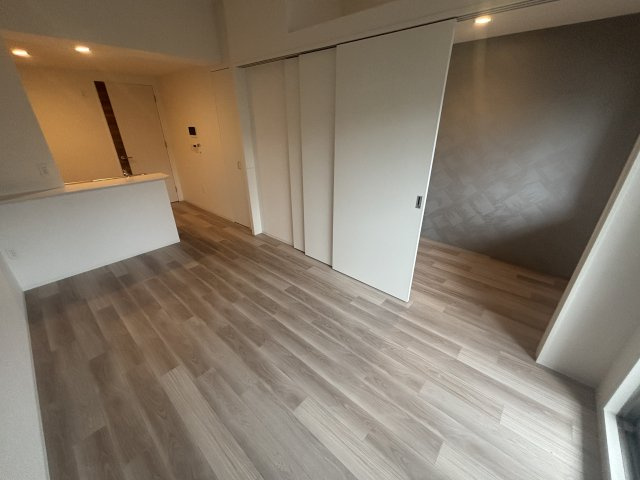 セレニテ西元町アリエの内装