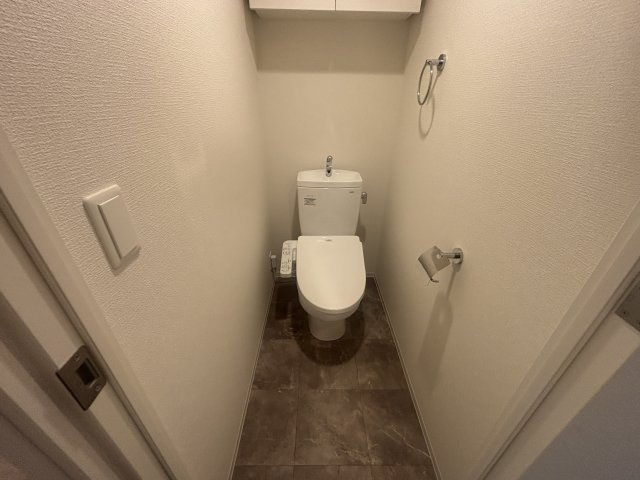 セレニテ西元町アリエのトイレ