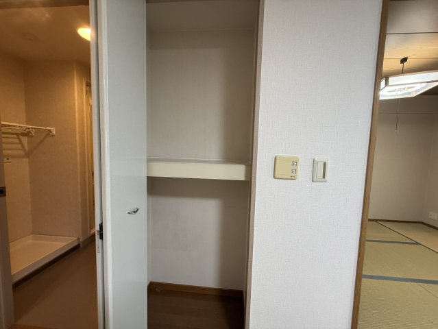 サーパス東向日の収納