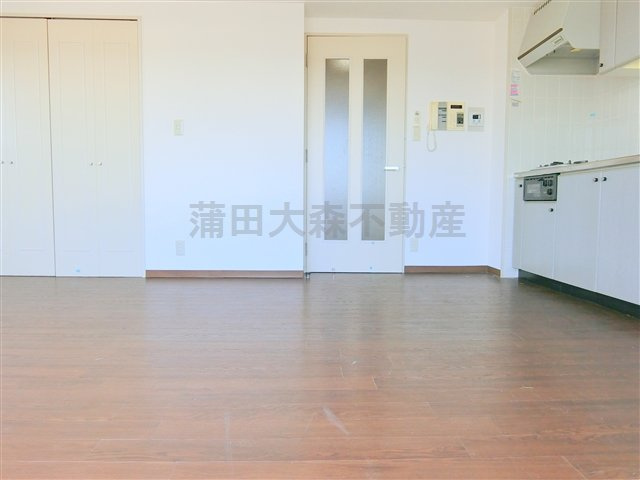 パインコート梅屋敷の居間・リビング