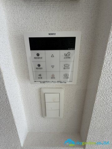 平塚市大神2丁目　新築戸建　全3棟1号棟の発電・温水設備