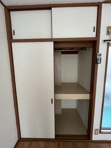 アルフィー大和田の収納|こまごまとしたものを収納できそうですね