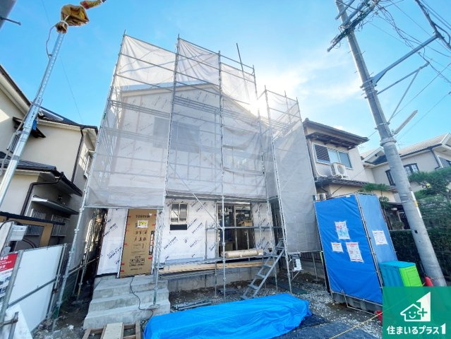 城陽市寺田今堀　第2期　新築一戸建ての外観|周辺は落ち着いた街並みの住宅地！子育てがしやすい住環境です！まだ未完成ですが、現地でしかわからない事もございます。是非一度ご覧ください。