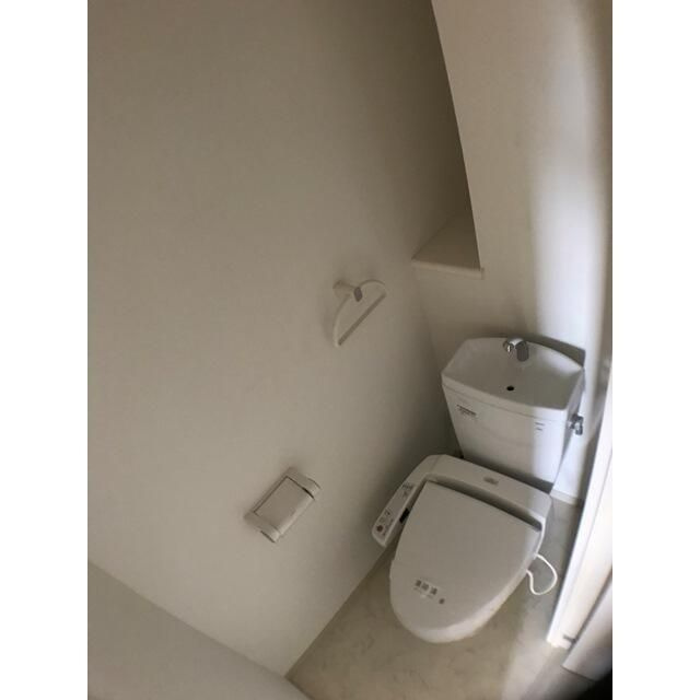 礎（いしずえ）のトイレ