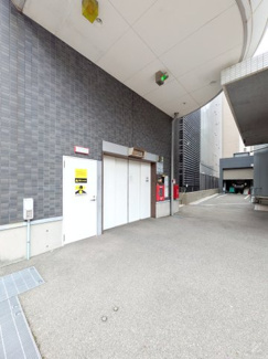 【駐車場】 | ディーグラフォート大阪NYタワーHIGOBASHI
