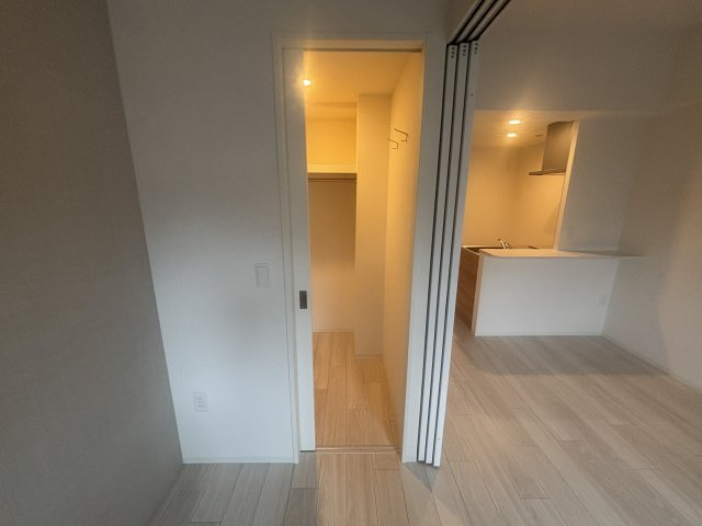セレニテ西元町アリエの内装