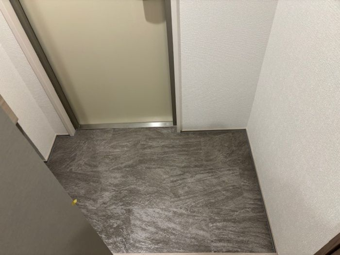 グランデシェチオ千本杉Ⅱの玄関