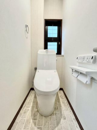 【中古】川越市宮元町中古住宅のトイレ