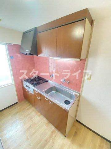 大阪市東淀川区菅原３丁目の賃貸マンションのキッチン
