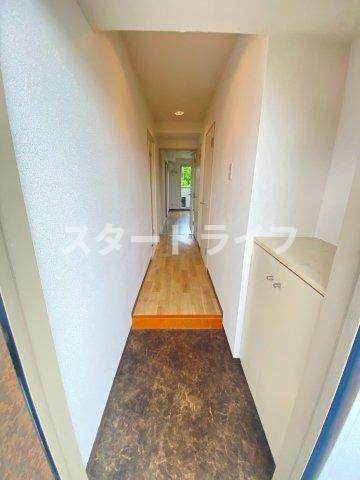 大阪市東淀川区菅原３丁目の賃貸マンションの玄関