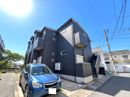 松戸市新松戸２丁目のアパートの外観