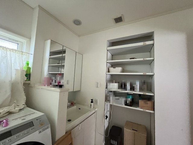 中古住宅　日野北５丁目の独立洗面台|1F