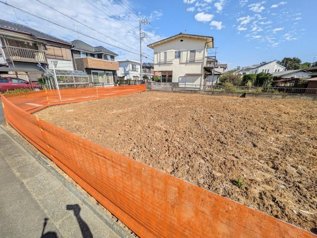 八王子市　寺田町　新築一戸建て　０１期の駐車場|～並列2台駐車可能カースペース～