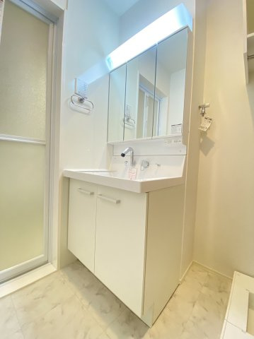 D-room阪急茨木市の洗面所