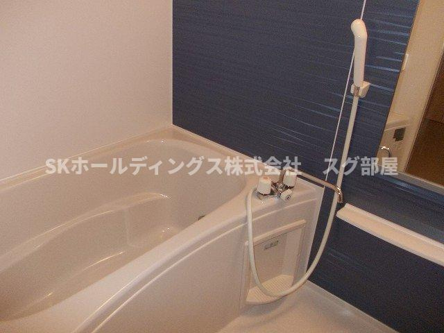 ヴィラージュＳｕｚｕＡの浴室