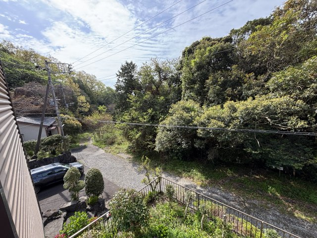 富戸　閑静な住環境で家庭菜園も可能な3SLDKのその他|2階からの景色です