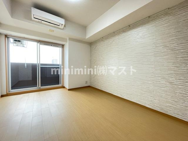 ONE ROOF FLAT TENJINBASHIの居間・リビング