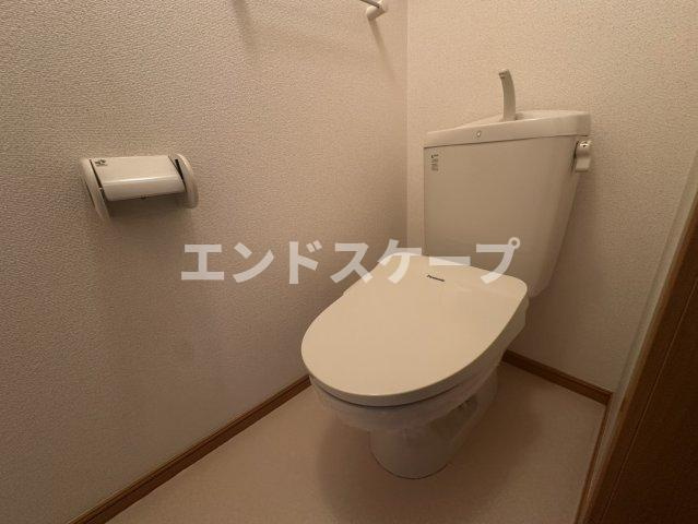 プリムヴェールのトイレ|高崎、前橋のお部屋探しはエンドスケープまで！お客様の理想お聞かせ下さい♪
