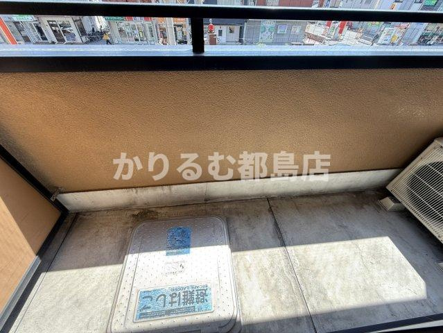 オズレジデンス関目のバルコニー