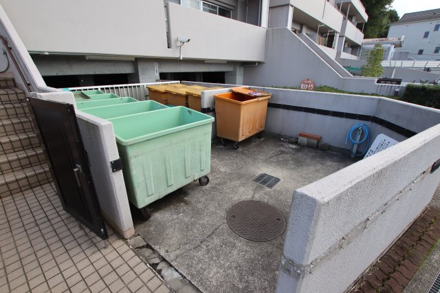 【設備】 | サンロード汐の宮 | 敷地内ゴミ置き場