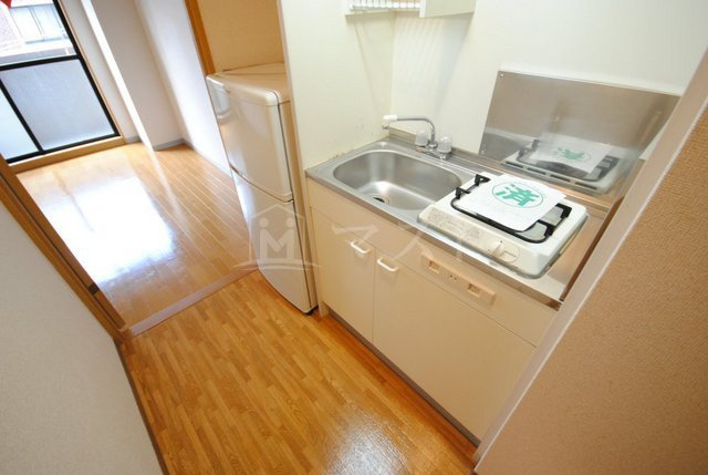 ラナップスクエア南森町のキッチン|同マンション参考写真