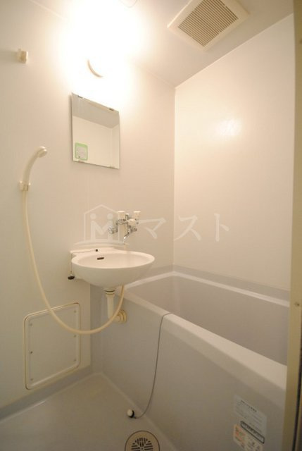 ラナップスクエア南森町の洗面所