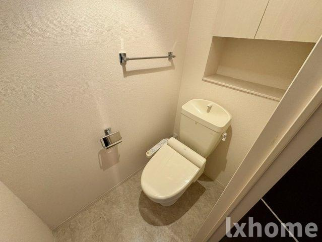 ＯＫＡＺＥＮ西駅前のトイレ|ゆったりとした空間のトイレです