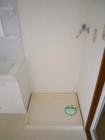 【その他】 | グランシャリオ | 室内洗濯機置場です