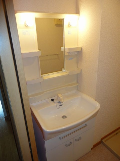 ヒルズ向イ山の洗面所