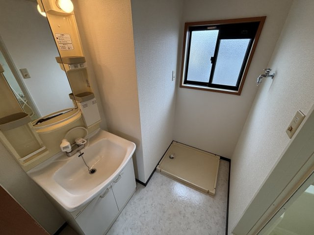 ラティーフＫＡＳＩＷＡＩＩの洗面所