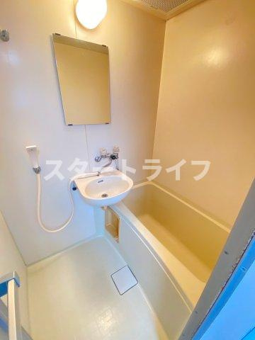 大阪市東淀川区東淡路３丁目の賃貸マンションの浴室