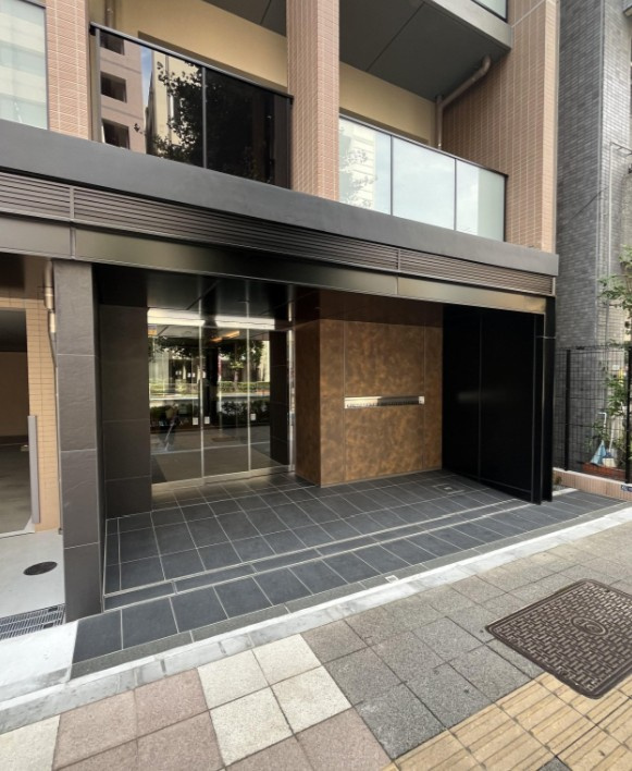 台東区蔵前３丁目の賃貸マンションのエントランス