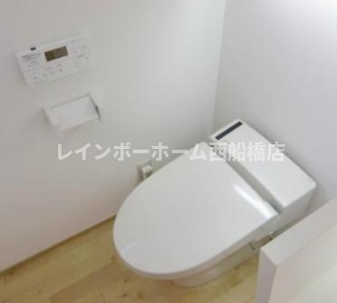 ピアモントのトイレ|※別部屋参考写真