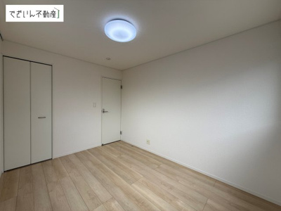 【洋室】 | 行田市長野2丁目　中古住宅   | 現地(2026年9月撮影)
2階6帖洋室