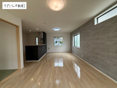 【居間・リビング】 | 行田市長野2丁目　中古住宅   | 現地(2026年9月撮影)