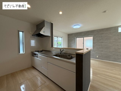【居間・リビング】 | 行田市長野2丁目　中古住宅   | 現地(2026年9月撮影)