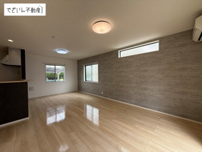 【居間・リビング】 | 行田市長野2丁目　中古住宅   | 現地(2026年9月撮影)