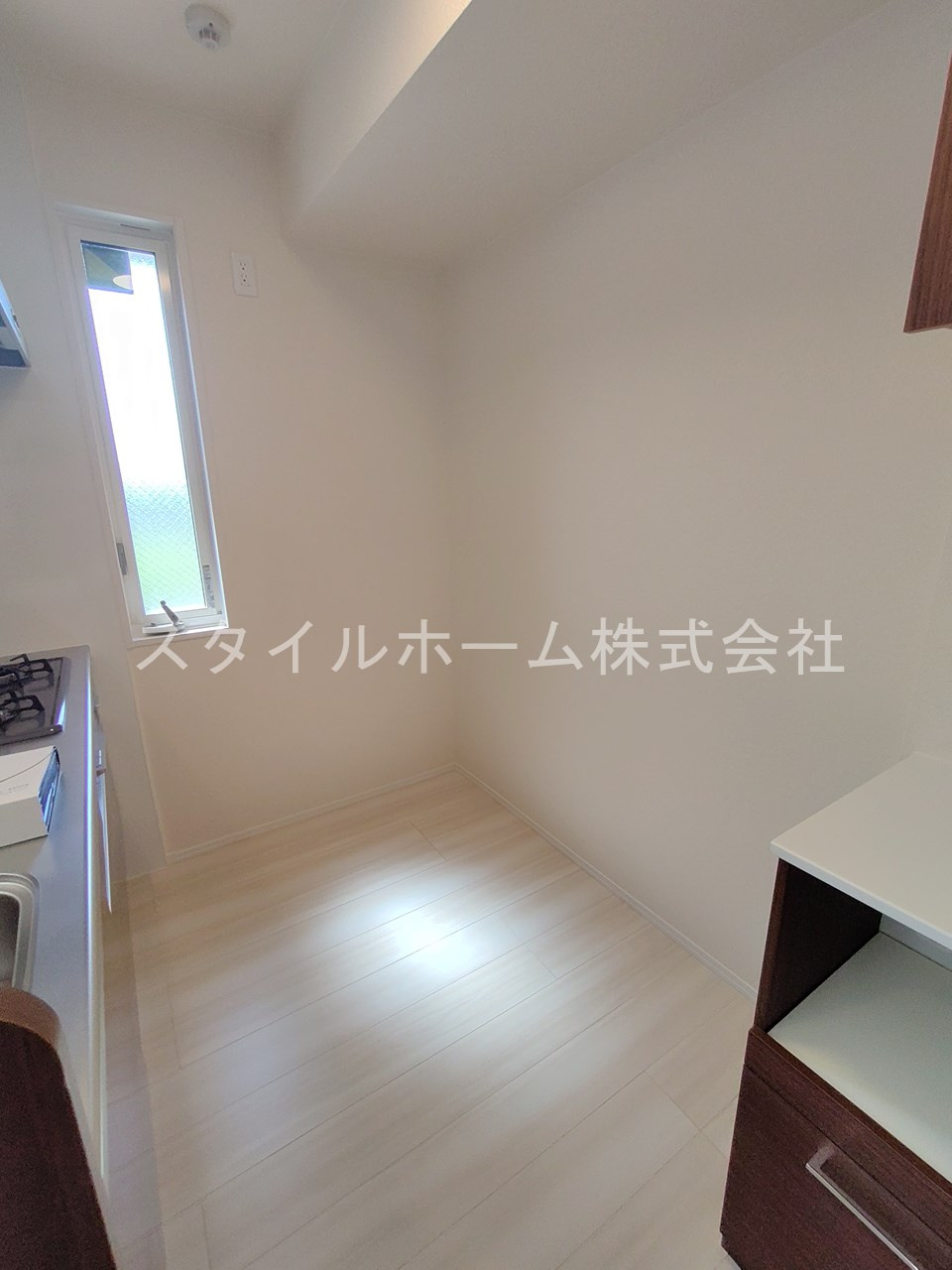フィーミュールのキッチン|別部屋写真です。