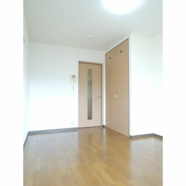 所沢市上新井１丁目の賃貸マンションの寝室