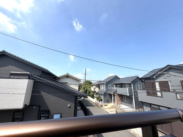 越谷市平方第２　１号棟新築戸建の展望|夜には美しい街の明かりを楽しめる素敵な眺望。1日の終わりにほっと一息つける憩いの景色です。