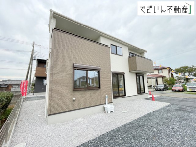 【外観】 | 深谷市田中　新築住宅 | 安心して暮らせる利便性と、子どもを安心して育てられる穏やかな住環境が魅力です。
現地(2026年9月撮影)