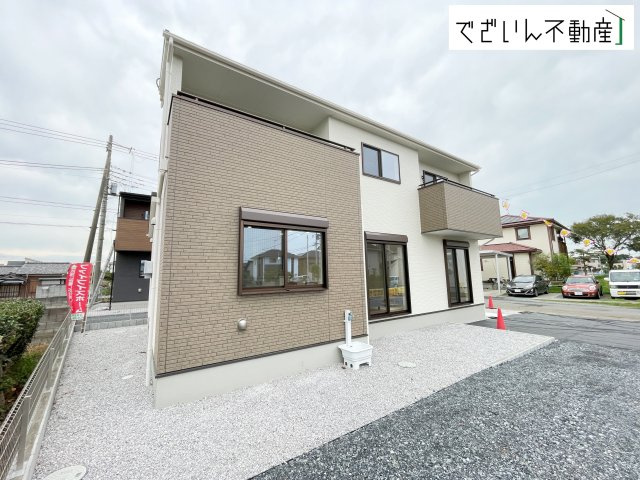 【外観】 | 深谷市田中　新築住宅 | 安心して暮らせる利便性と、子どもを安心して育てられる穏やかな住環境が魅力です。
現地(2026年9月撮影)