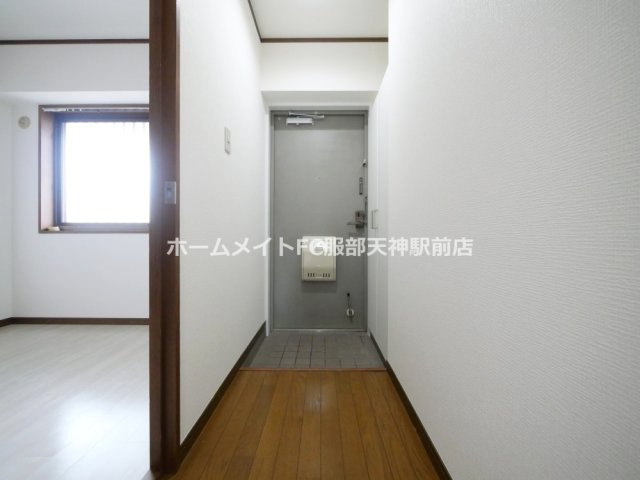 三浦マンションの玄関