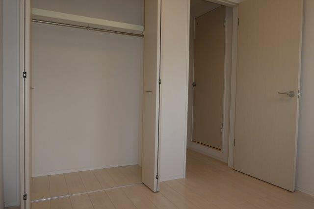 フローラ日吉の収納|洋室