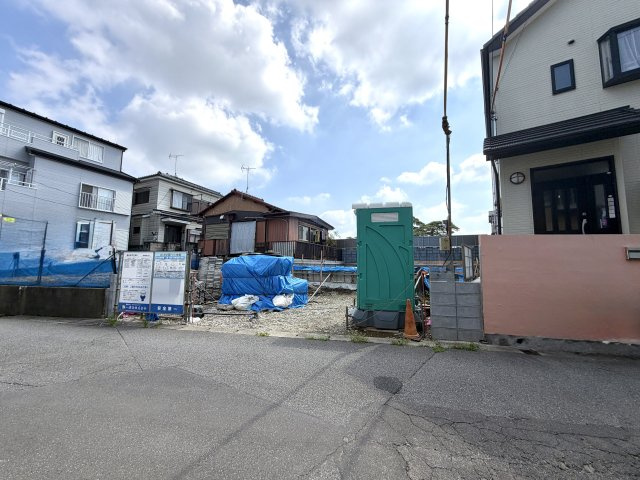 越谷市平方第３　１号棟新築戸建の外観|鉄筋が綺麗に組み上げられた基礎工事現場。地震や災害に強い住まいを目指し施工を進めております。