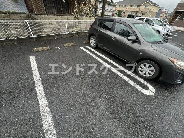 ルミナスローズの駐車場|高崎、前橋のお部屋探しはエンドスケープまで！お客様の理想お聞かせ下さい♪
