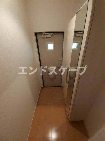 ルミナスローズの玄関|高崎、前橋のお部屋探しはエンドスケープまで！お客様の理想お聞かせ下さい♪